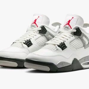 Jordan Athletic Shoes White and Gray Classic Design